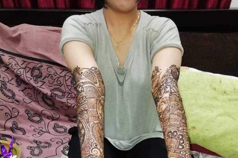 Sanskruti Mehendi