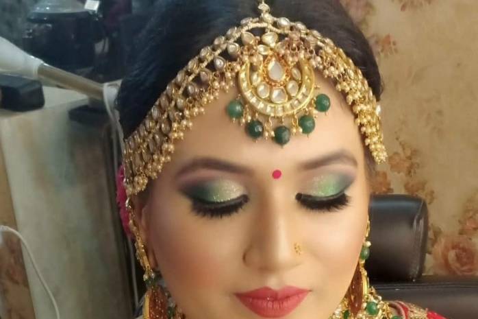 Bridal makeup