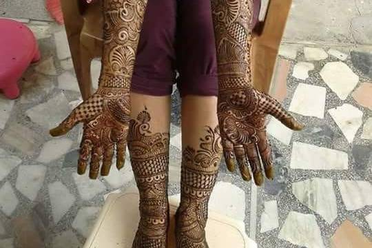 Aman Mehandi Artist, Lucknow