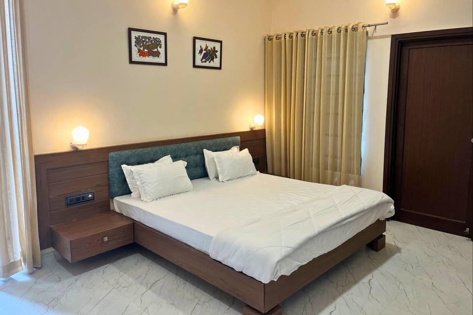 Accommodation