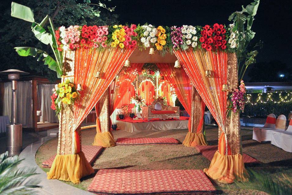 Entrance decor