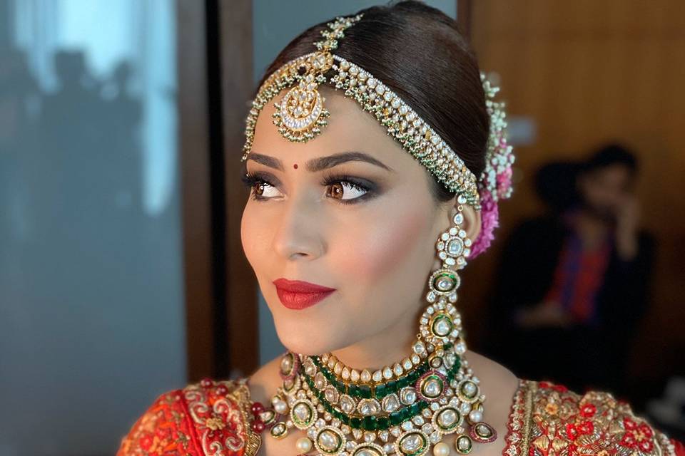 Bridal look