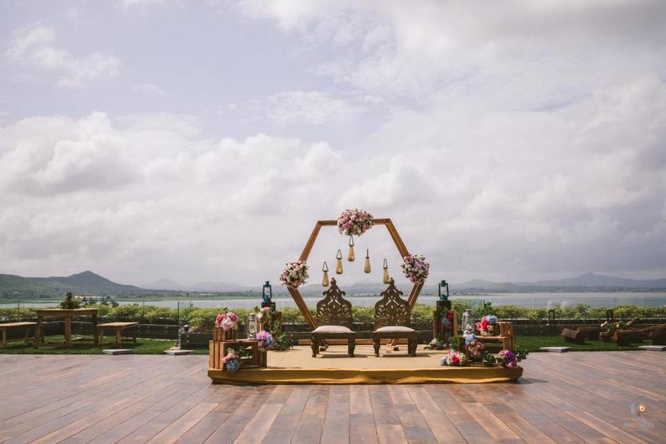 Haldi with lake view