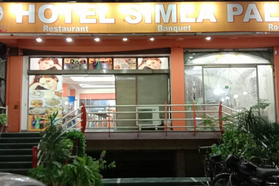 Hotel Simla Palace