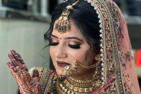 Bridal makeup