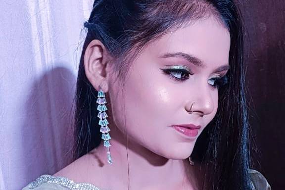 Party makeup