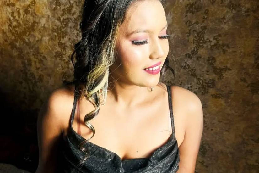 Party makeup
