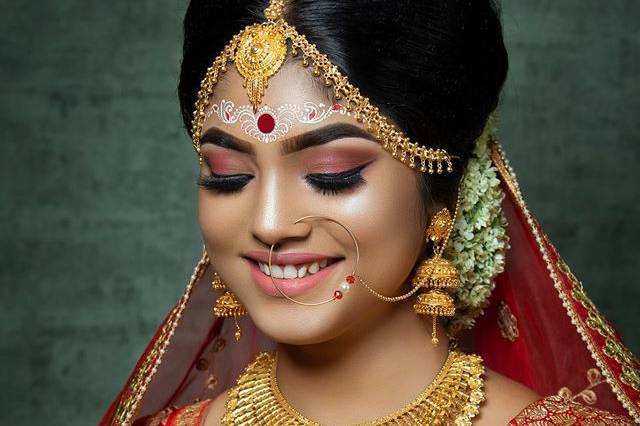 Bridal makeup