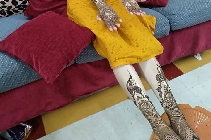 Bridal mehendi designs