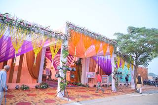 LR Garden, Firozabad
