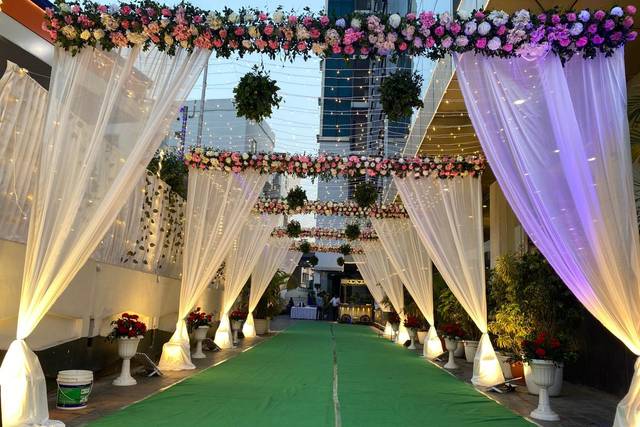 Entrance decor