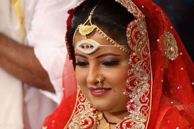 Bridal makeup