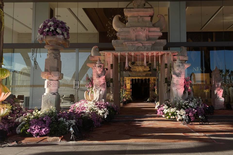 Entrance decor