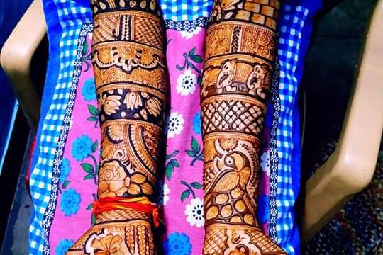 40+ Cool Mehndi Designs That Every 2024 Bride Must Check Out | Bridal Look  | Wedding Blog