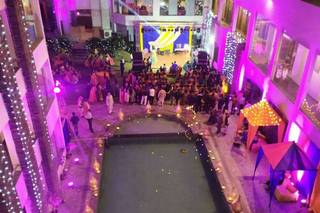 Hans Resorts 1