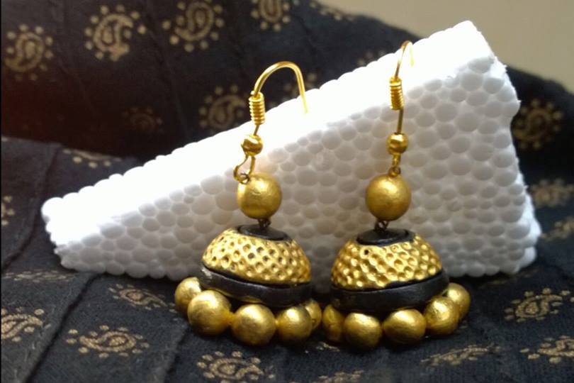 Gold terracotta earrings