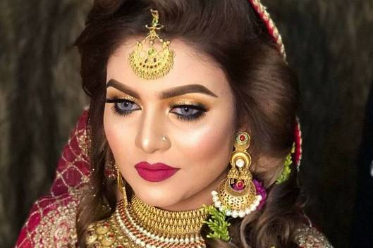 Brushed Up Makeup By Poonam Das