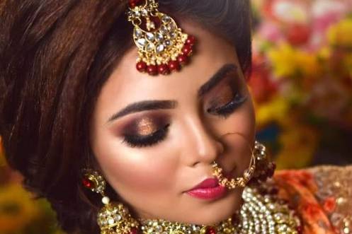 Brushed Up Makeup By Poonam Das