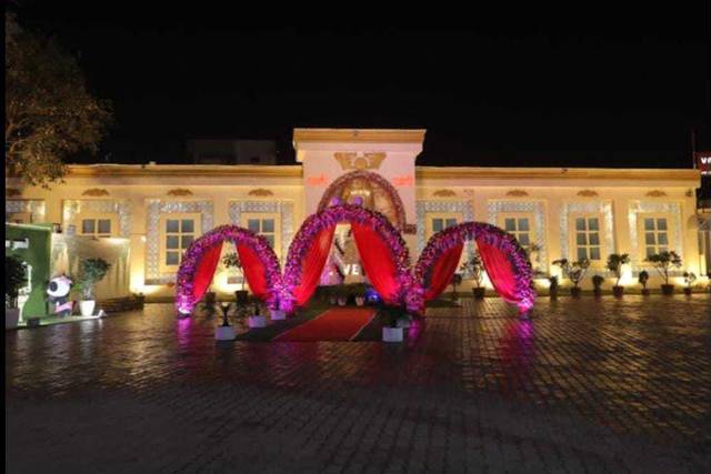 Entrance decor