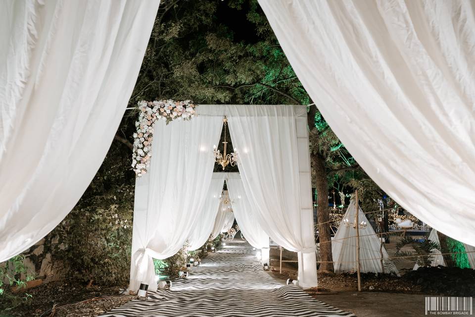 Luxury intimate weddings