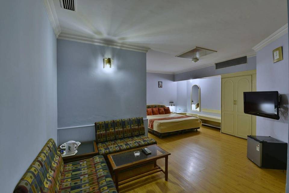 Hotel Surendra Vilas, Bhopal