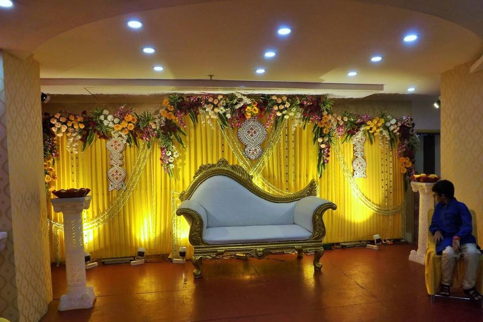 Reception stage decor