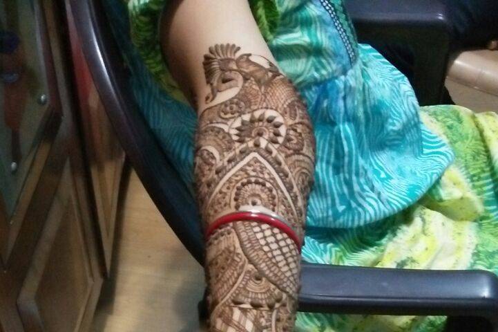 Kritika Designer Mehndi