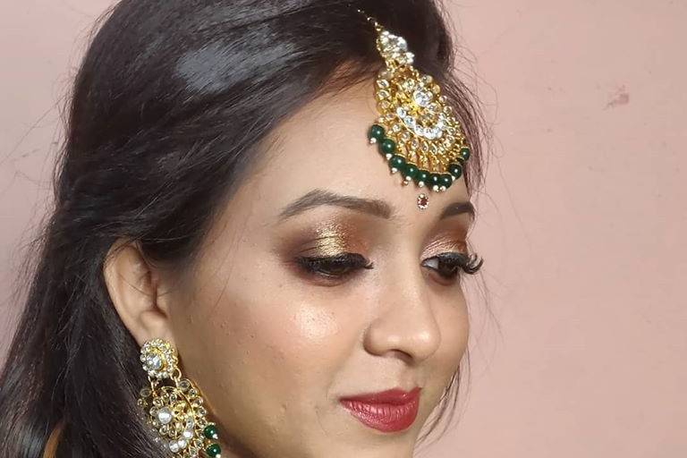 Vasudha Agrawal - Makeup & Hair