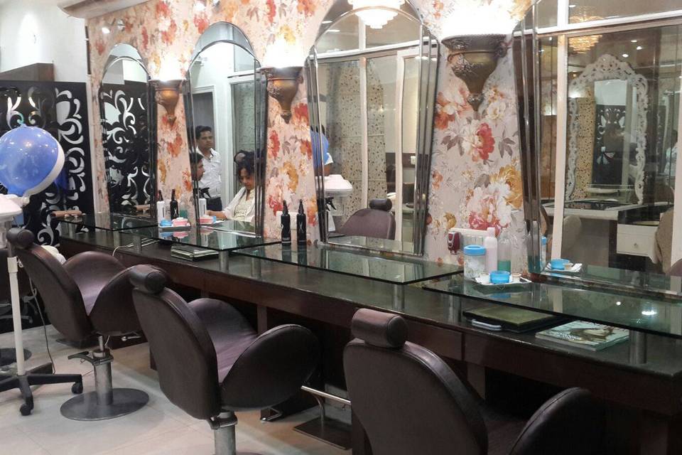 Blue Heaven's Salon