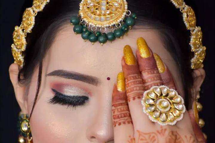 Makeup Shades by Mitali
