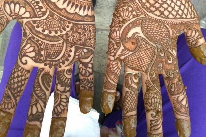 Mahi Mehndi Arts