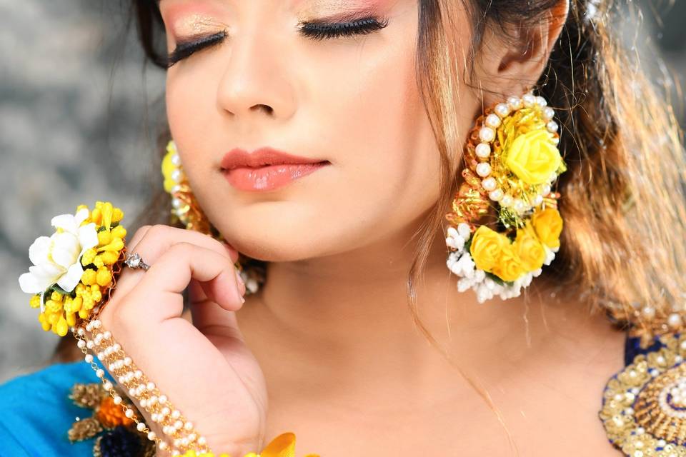 Haldi Makeup