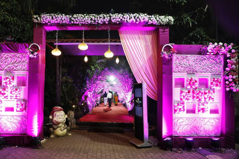 Entrance decor