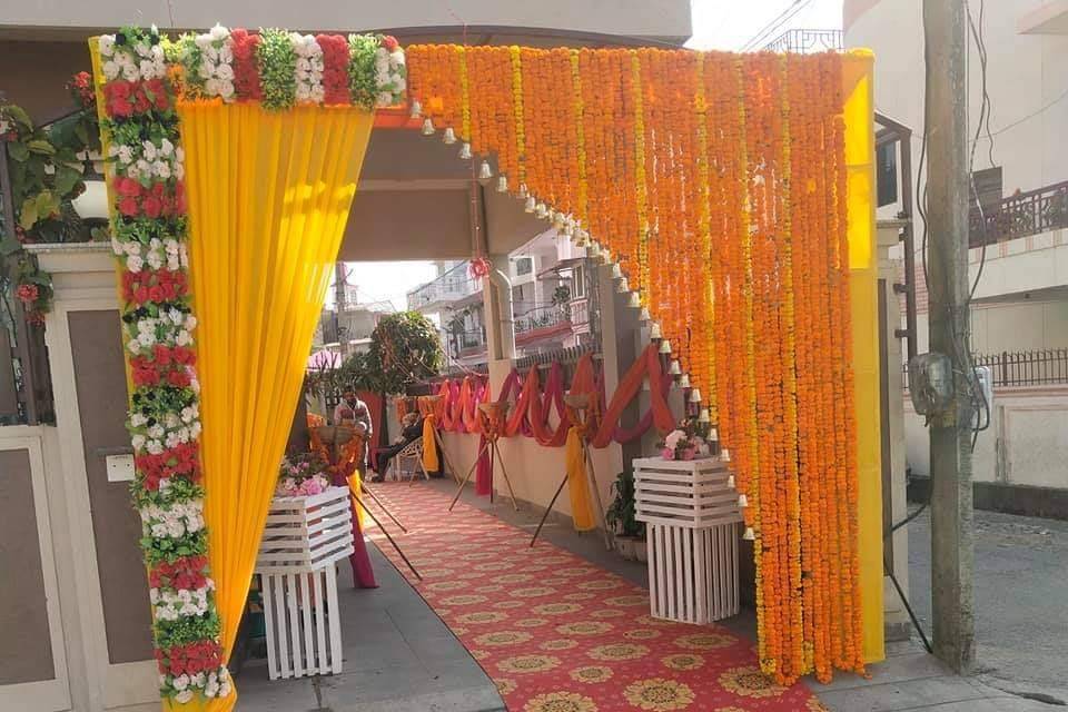 Entrance decor