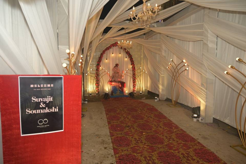 Entrance decor