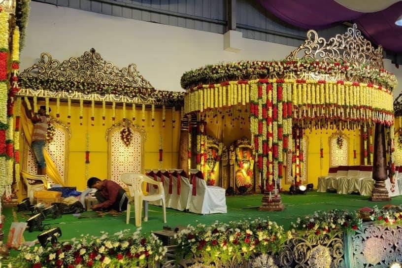 Arch round mandapam