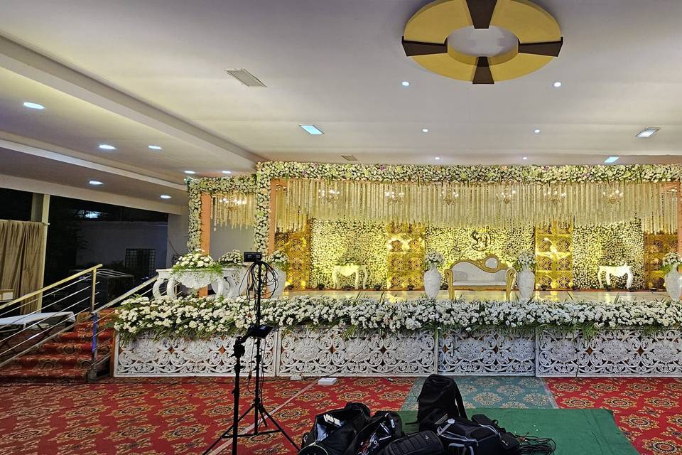 Reception stage