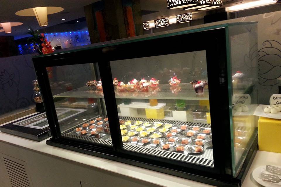 Food display