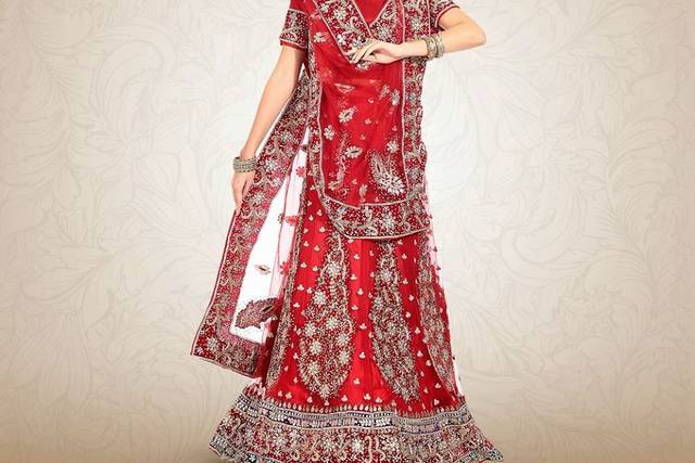 LEHENGA .CHUNNI at Best Price in Bareilly | Rajgadhia Handicrafts