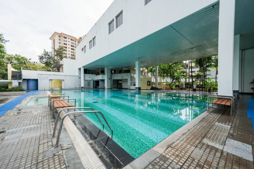 Temp Controlled Swimming pool