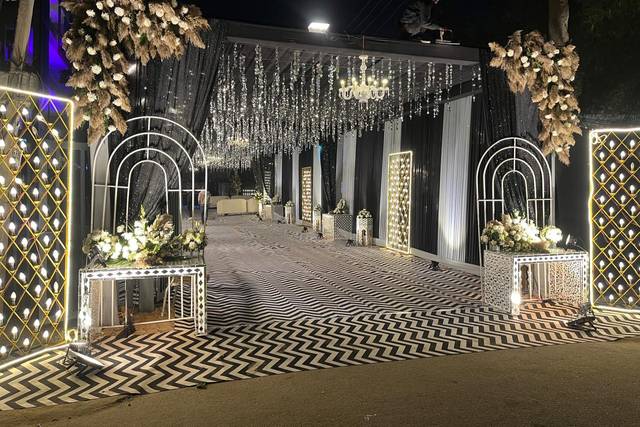 Entrance decor