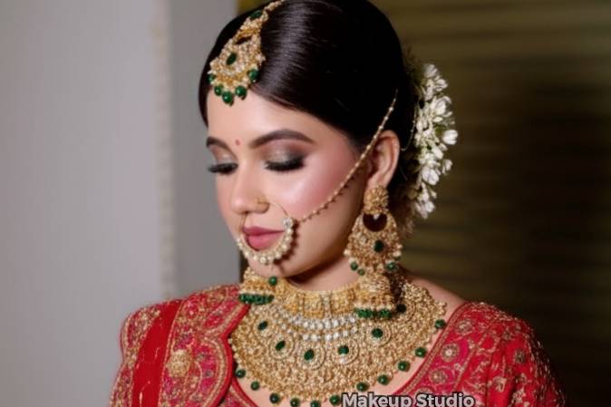 makeup artist in pathankot