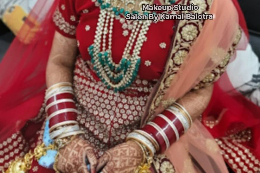 makeup artist in pathankot