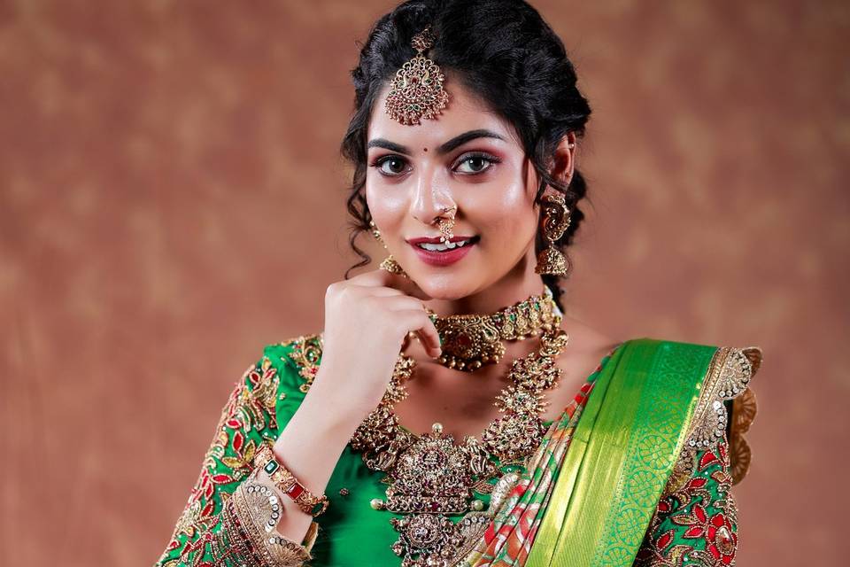 Keerthi Makeup Studio & Academy