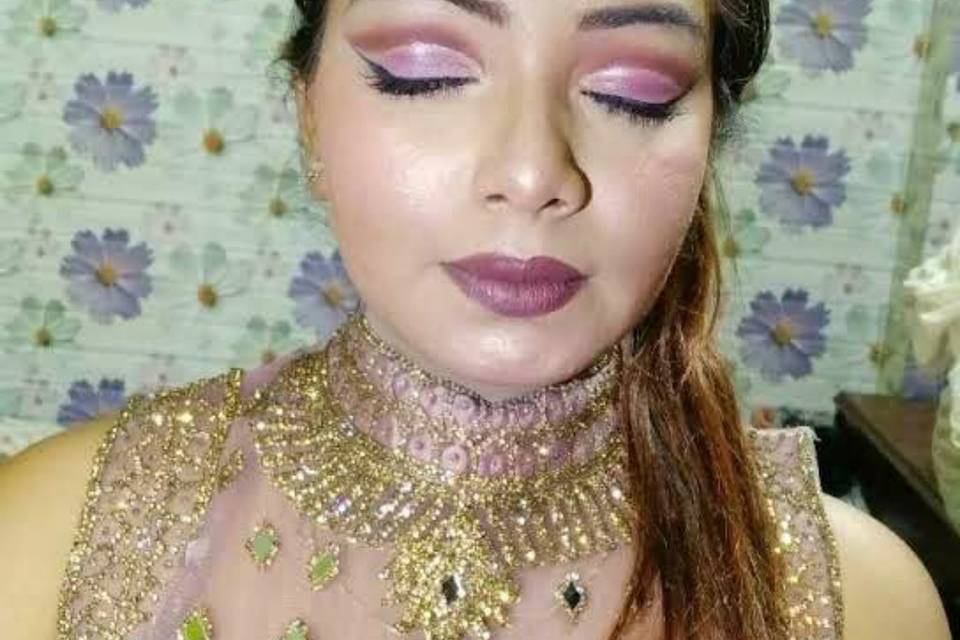 Party makeup