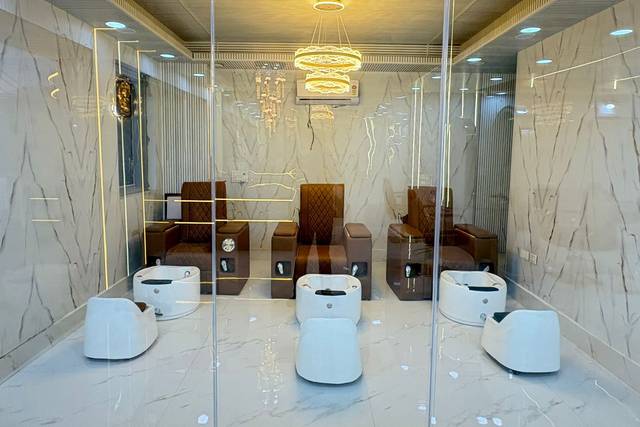 Salon