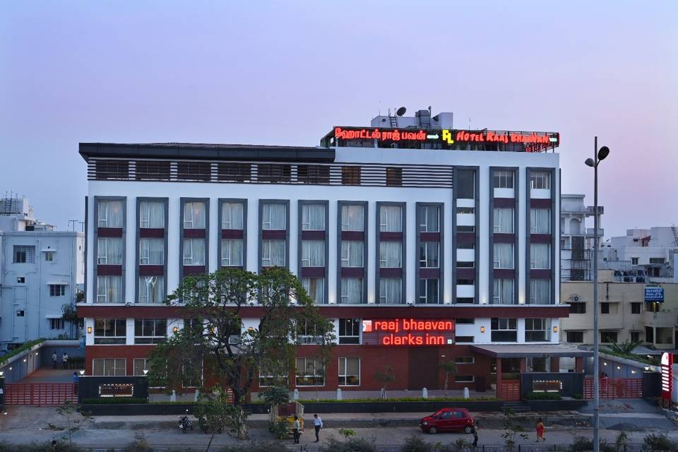 Raaj Bhaavan Clarks Inn, Chennai