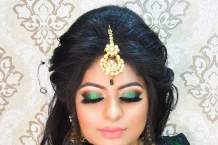 Vandana Sharma - Makeup Artist & Hair Stylist