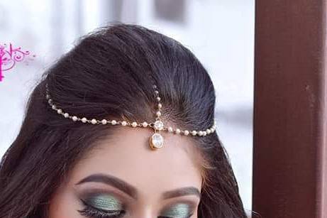 Vandana Sharma - Makeup Artist & Hair Stylist