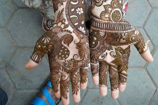 Farhat Khan Mehendi Artist (@farhat_mehendi) • Instagram photos and videos